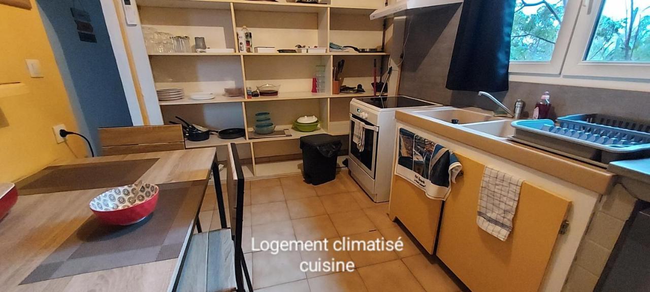 Le Barcares Logement Climatise Pour 6 Personnes, Draps Et Serviettes Non Fournis Air-Conditioned Accommodation For 6 People, Sheets And Towels Not Provided Alojamiento Con Aire Acondicionado Para 6 Personas, Sabanas Y Toallas No Incluidas エクステリア 写真