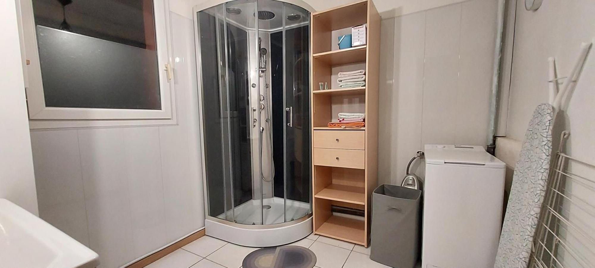 Le Barcares Logement Climatise Pour 6 Personnes, Draps Et Serviettes Non Fournis Air-Conditioned Accommodation For 6 People, Sheets And Towels Not Provided Alojamiento Con Aire Acondicionado Para 6 Personas, Sabanas Y Toallas No Incluidas エクステリア 写真